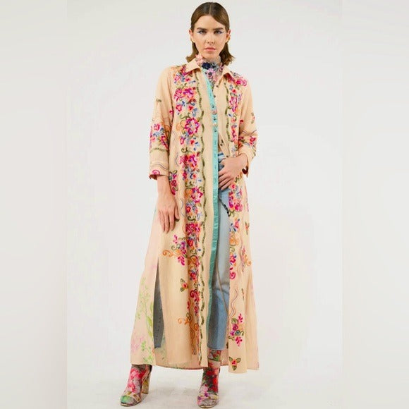 ARATTA- Western Boho Chic Vibrant Embroidered Beauty Mark Maxi Duster