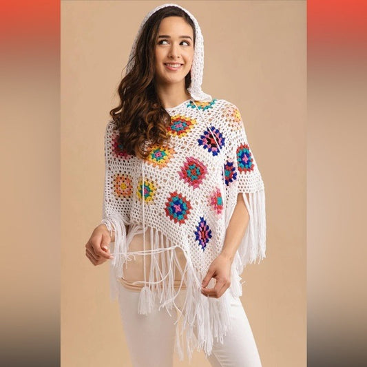 SAACHI Anthropologie- Hooded White Square Crochet Fringe Poncho OS