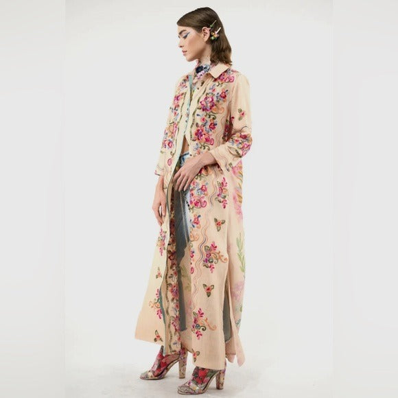 ARATTA- Western Boho Chic Vibrant Embroidered Beauty Mark Maxi Duster