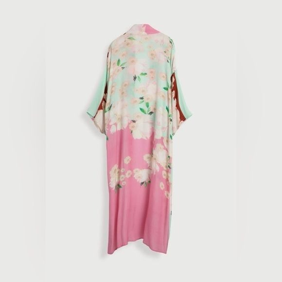 SAACHI Anthropologie Springtime Florals Kimono OS