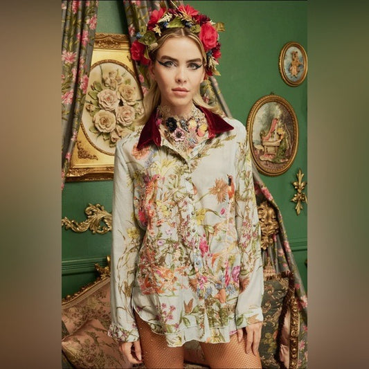 ARATTA - Floral Embroidered High Low Beaded Lilia top with Velvet Collar